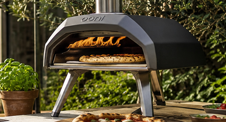 Vacation-mode: must-have outdoor products for the summer season